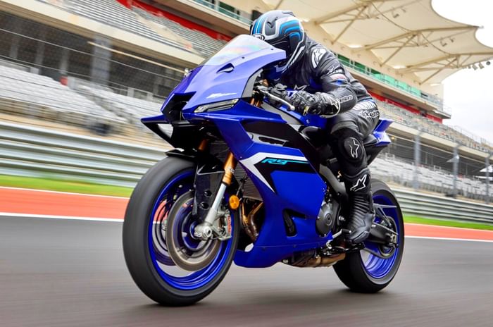 Yamaha R9 front left riding shot on track